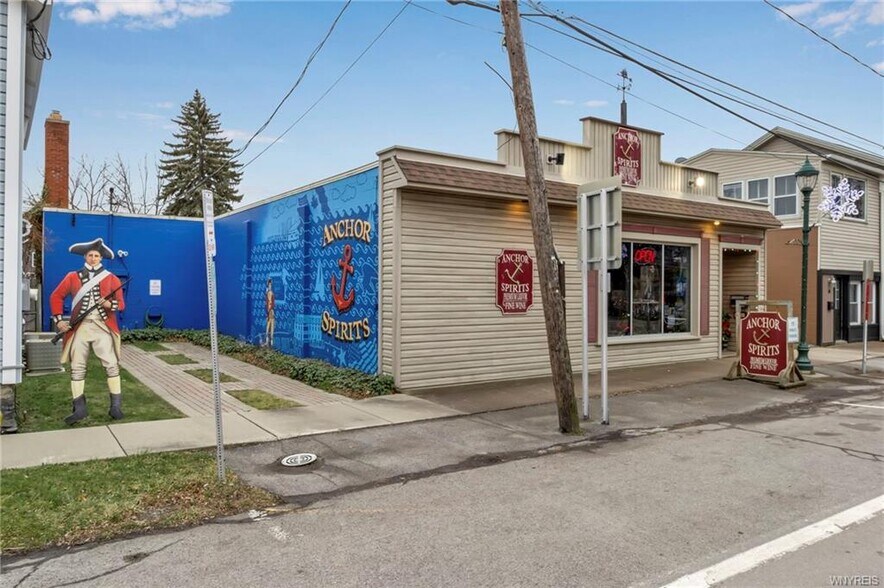 Primary Photo Of 113 Lockport St, Youngstown General Retail For Sale