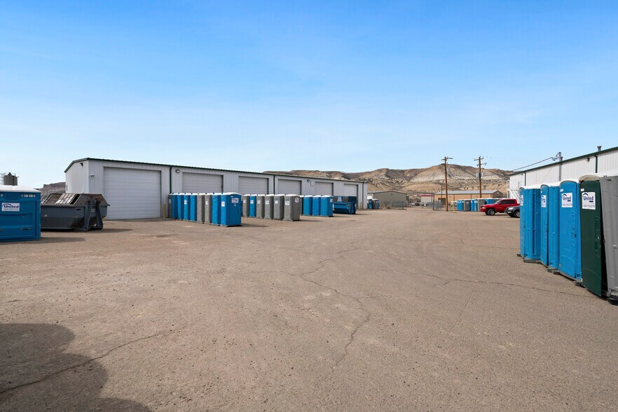 More Photos Of 44-46 Wilkins Peak Dr, Rock Springs Warehouse For Sale