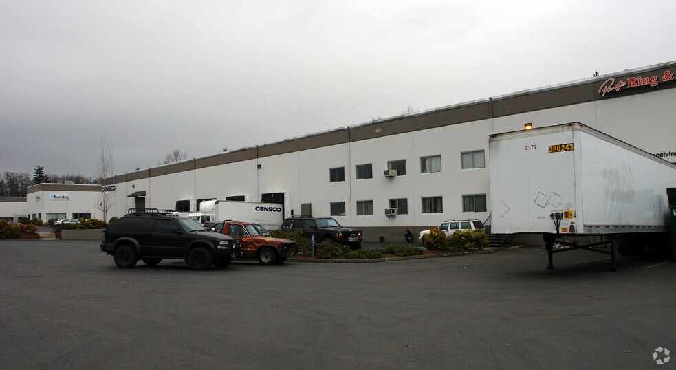 10411 Airport Rd, Everett, WA 98204 Industrial For Lease