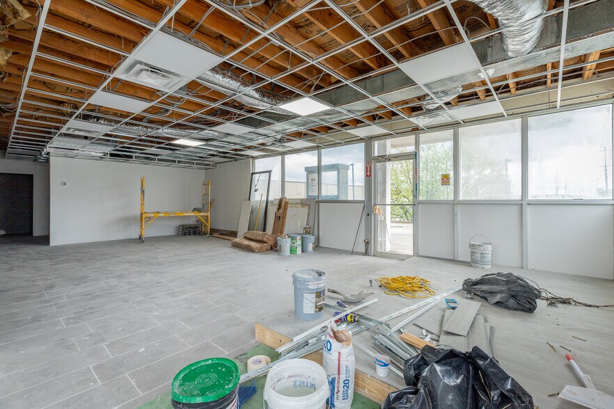 More Photos Of 2130 Amnicola Hwy, Chattanooga Service Station For Sale