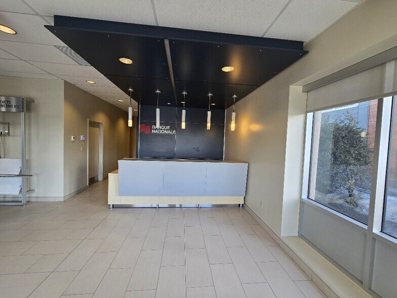 More Photos Of 218-220 Boul Labelle, Rosemère Restaurant For Sale