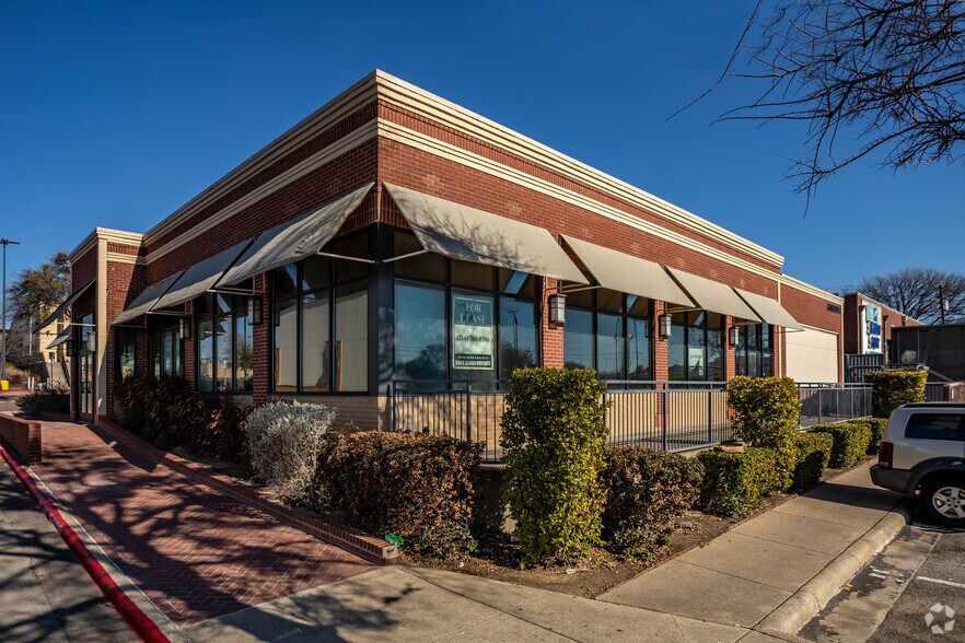 More Photos Of 3701 W Northwest Hwy, Dallas Unknown For Lease