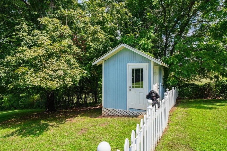 More Photos Of 441 Mull Rd, Hiawassee Hospitality For Sale