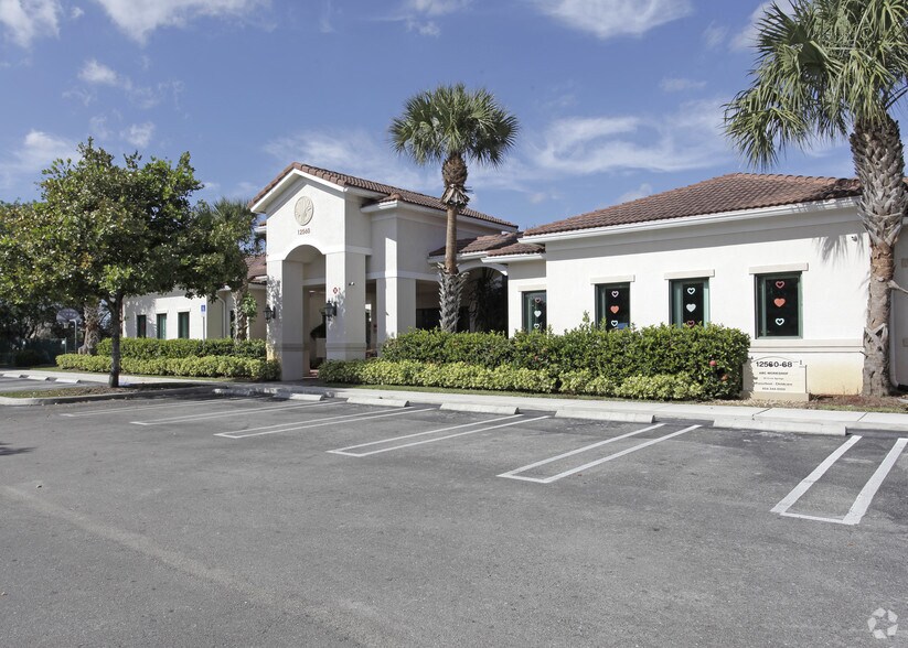 More Photos Of 12460-12468 W Atlantic Blvd, Coral Springs Medical For Lease
