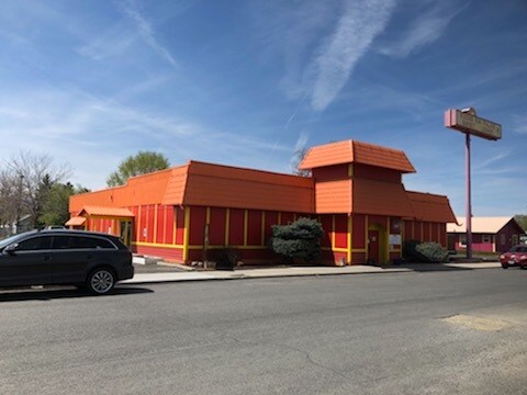 More Photos Of 2425 Oak St, Baker City Restaurant For Sale