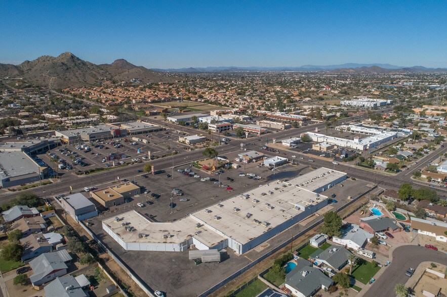 More Photos Of 13611-13663 N 32nd St, Phoenix Storefront For Lease