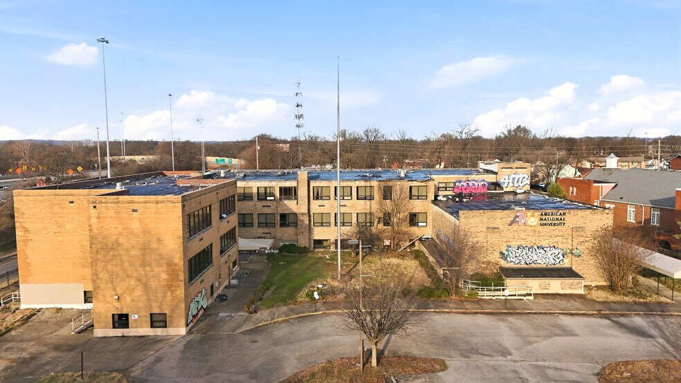 Primary Photo Of 4205 Dixie Hwy, Louisville Office For Sale