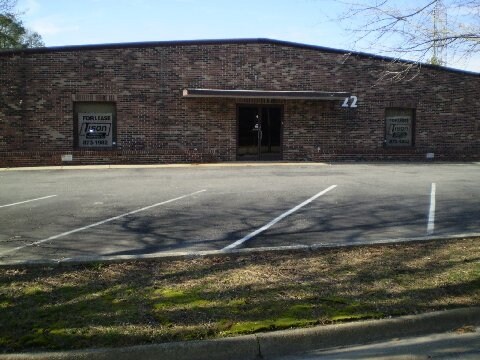 More Photos Of 22 Research Dr, Hampton Warehouse For Lease