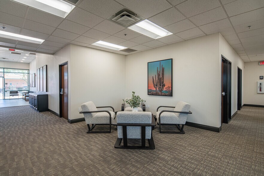 More Photos Of 12515 W Bell Rd, Surprise Office For Lease