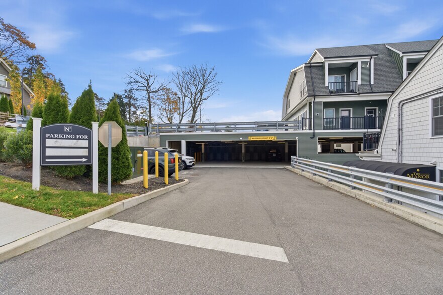 More Photos Of 1080 New York Ave, Huntington Station Apartments For Sale