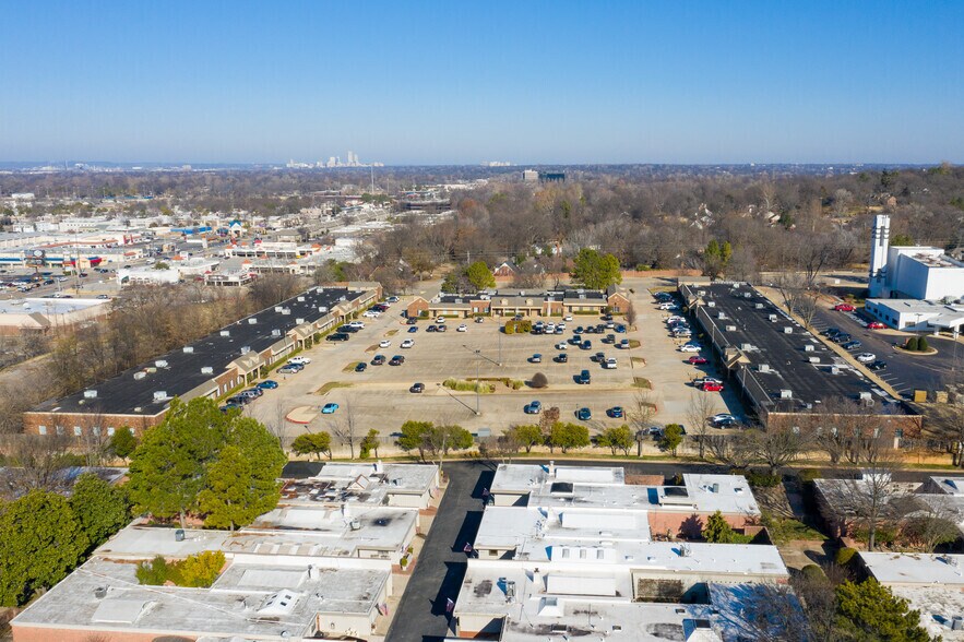 More Photos Of 2502-2532 E 71st St, Tulsa Office For Lease