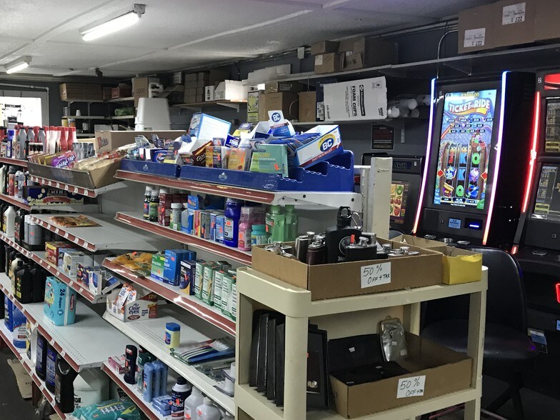 More Photos Of 3057 Battlefield Pkwy NE, Resaca Convenience Store For Sale