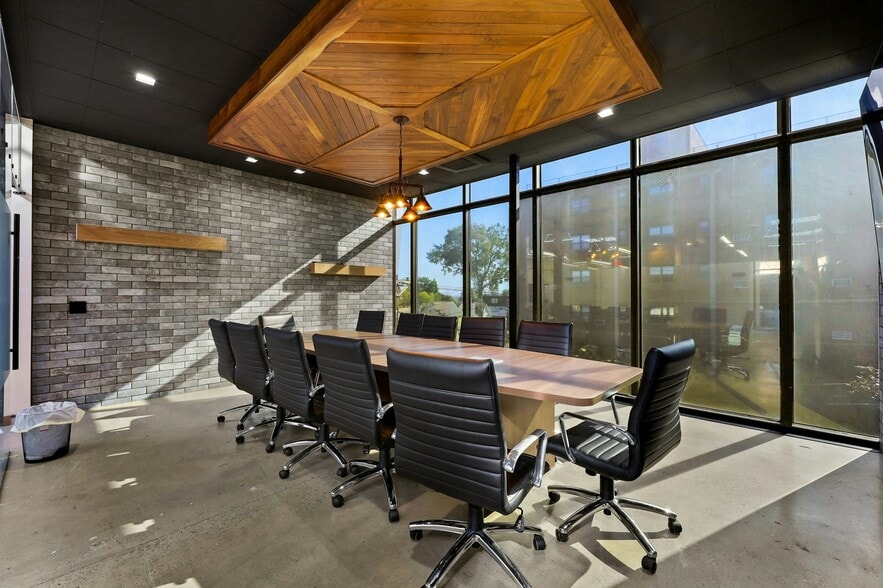 More Photos Of 85 Orient Way, Rutherford Loft Creative Space For Lease