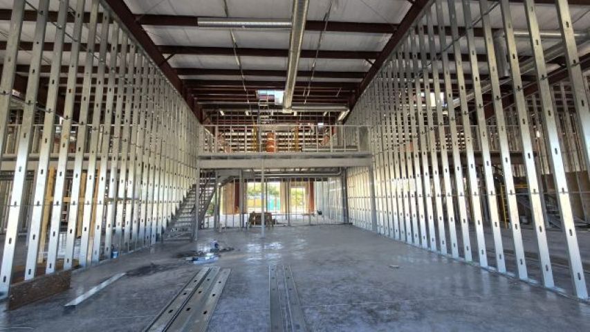 More Photos Of 405 Crossroads St, Laredo General Retail For Lease