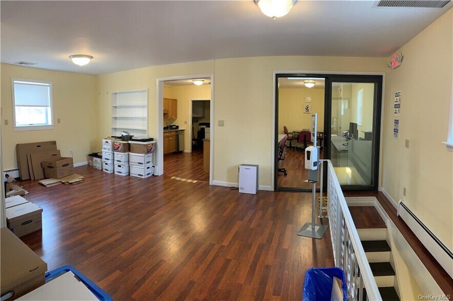 More Photos Of 328 Lexington Ave, Mount Kisco Light Distribution For Lease