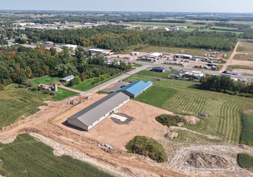 More Photos Of 10 Opportunity Dr, Abbotsford Distribution For Lease