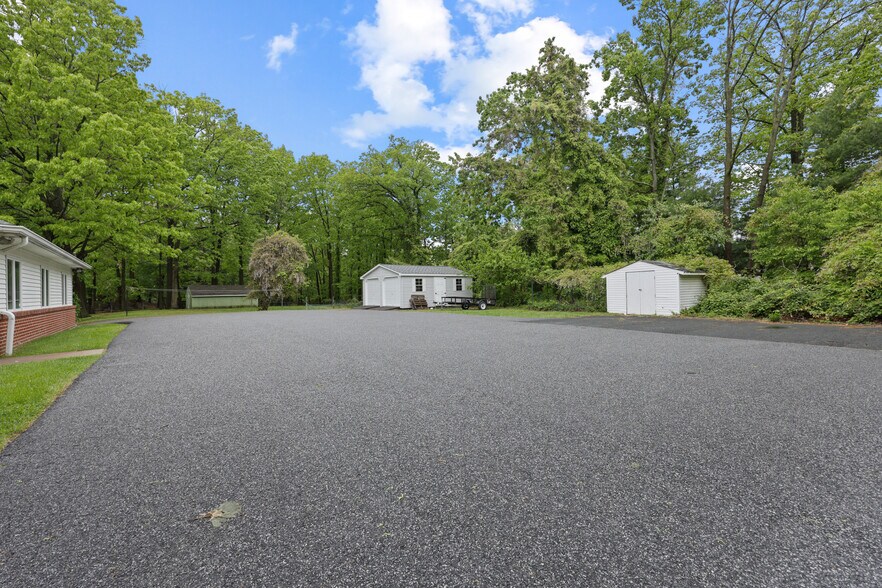 More Photos Of 3904 E Joppa Rd, Nottingham Flex For Sale