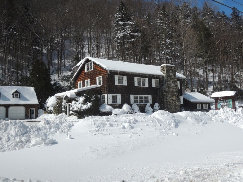 More Photos Of 5672 US Route 4, Killington Hotel For Sale