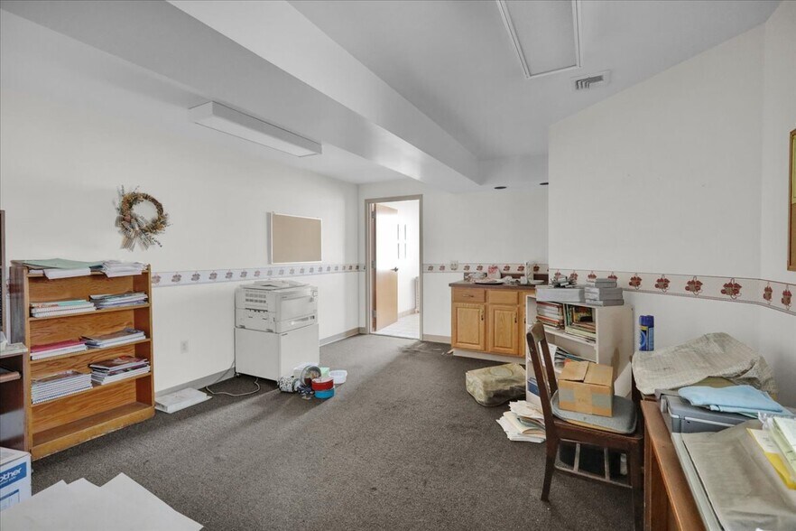 More Photos Of 301 Heffner St, Minersville Specialty For Sale