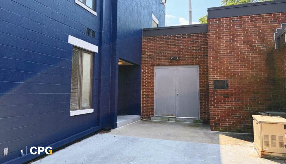 More Photos Of 3256 Colvin St, Alexandria Flex For Lease