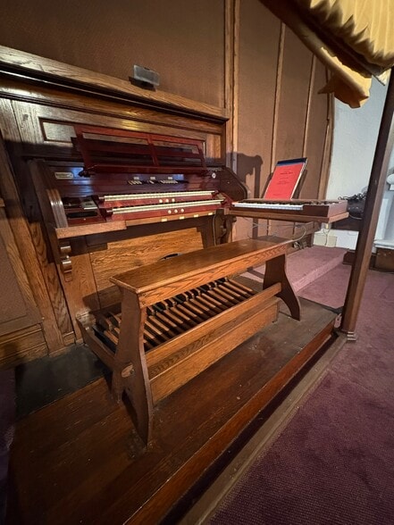 More Photos Of 4601 Almond st, Philadelphia Religious Facility For Sale