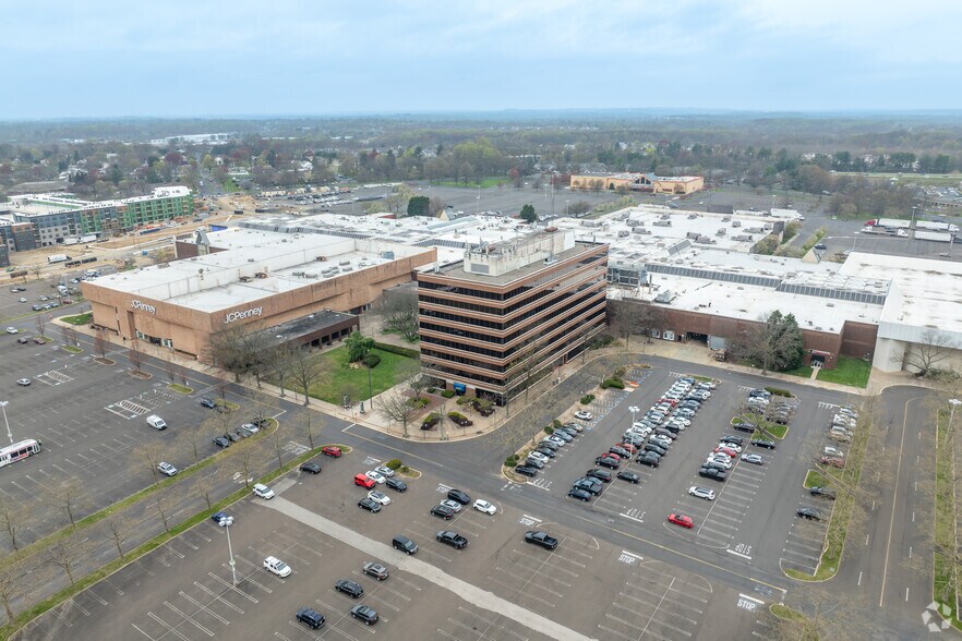 More Photos Of 2300 E Lincoln Hwy, Langhorne Office For Lease