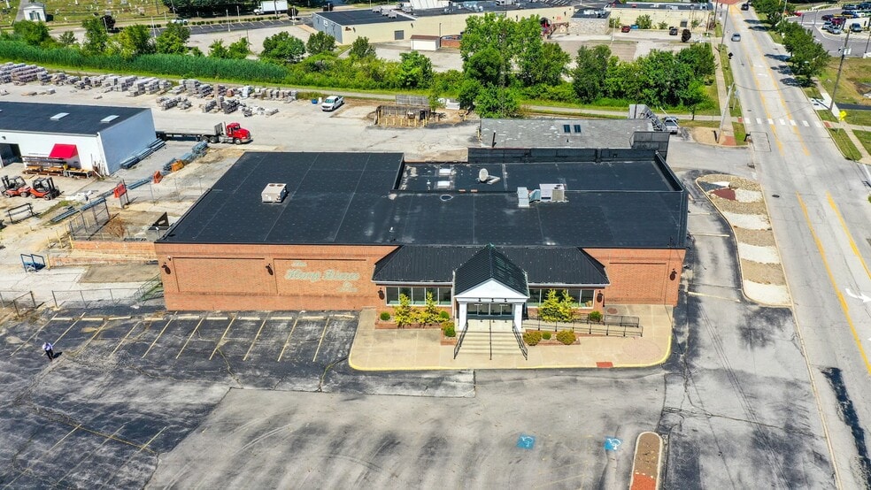 More Photos Of 50 Southeast Ave, Tallmadge Freestanding For Sale