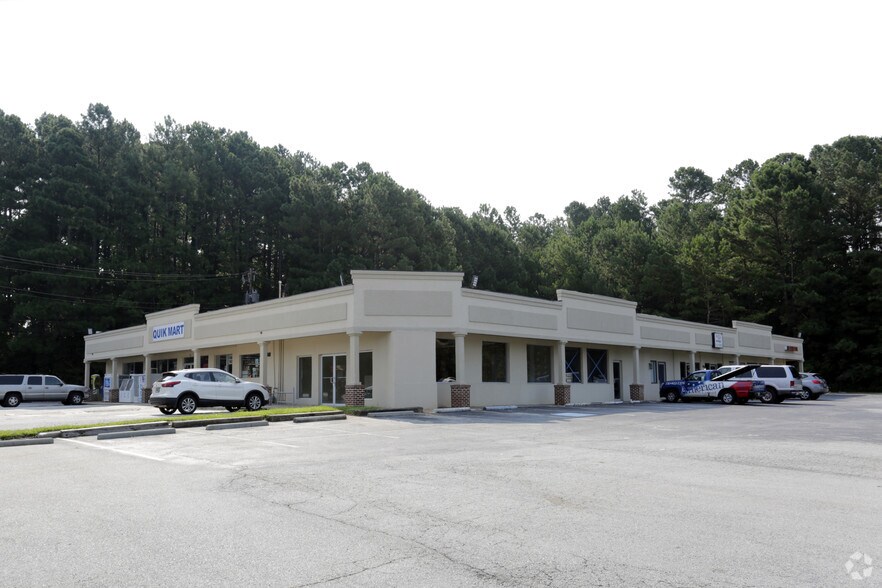 Primary Photo Of 2155 Buford Dam Rd, Buford General Retail For Lease