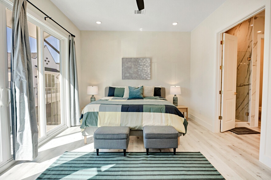 More Photos Of , Houston Multifamily For Sale