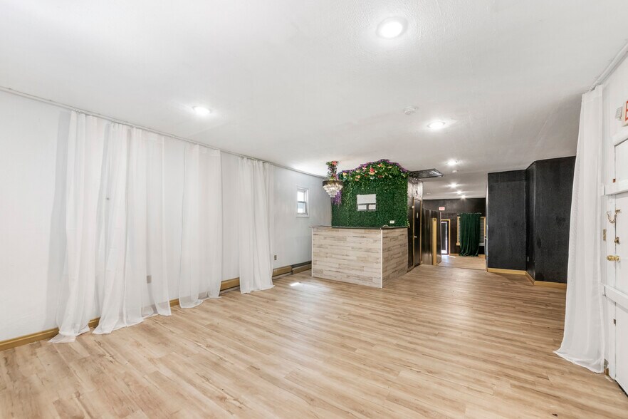 More Photos Of 951-953 Clinton Ave, Irvington Storefront Retail Residential For Lease