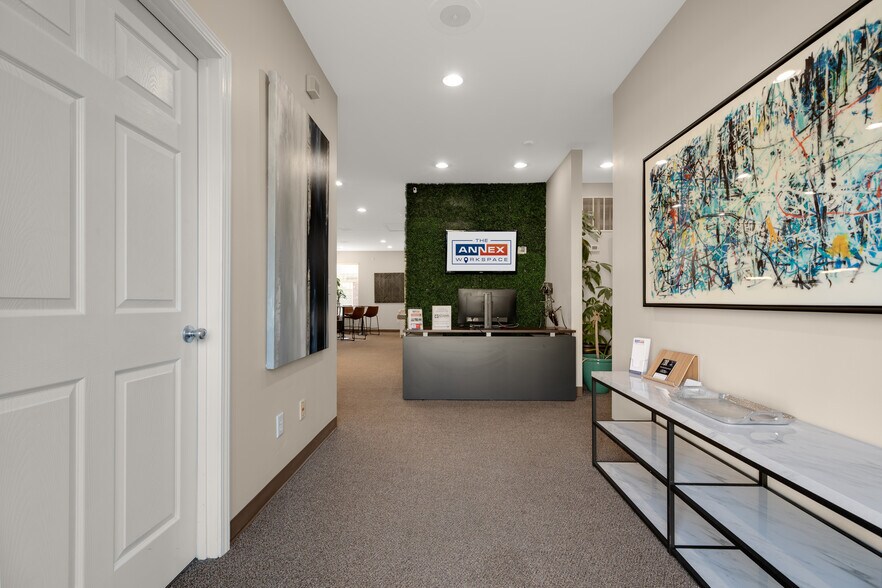 More Photos Of 22 Richmond Center Ct, Saint Peters Coworking Space