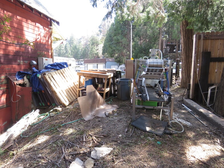 More Photos Of 23382 Crest Forest Dr, Crestline Freestanding For Sale