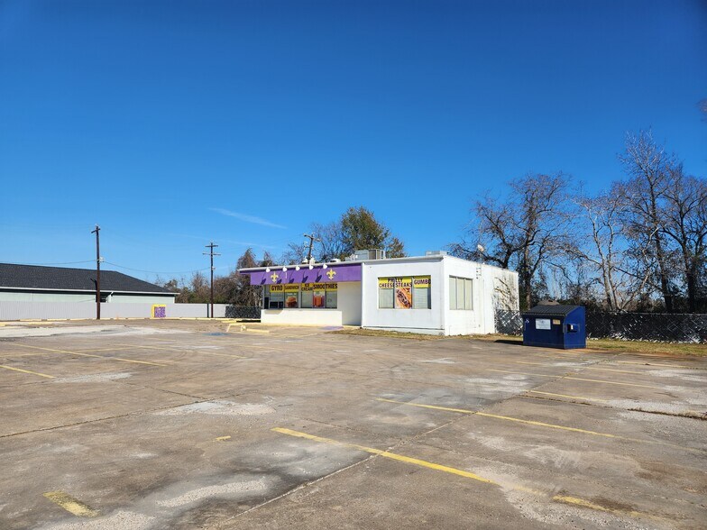 More Photos Of 14010 Homestead Rd, Humble Freestanding For Sale