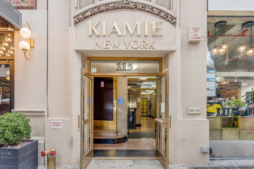 More Photos Of 115 W 45th St, New York Office For Lease