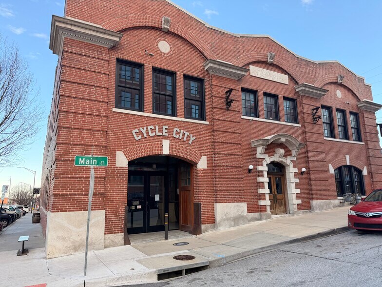 More Photos Of 201 Main St, Kansas City Loft Creative Space For Lease