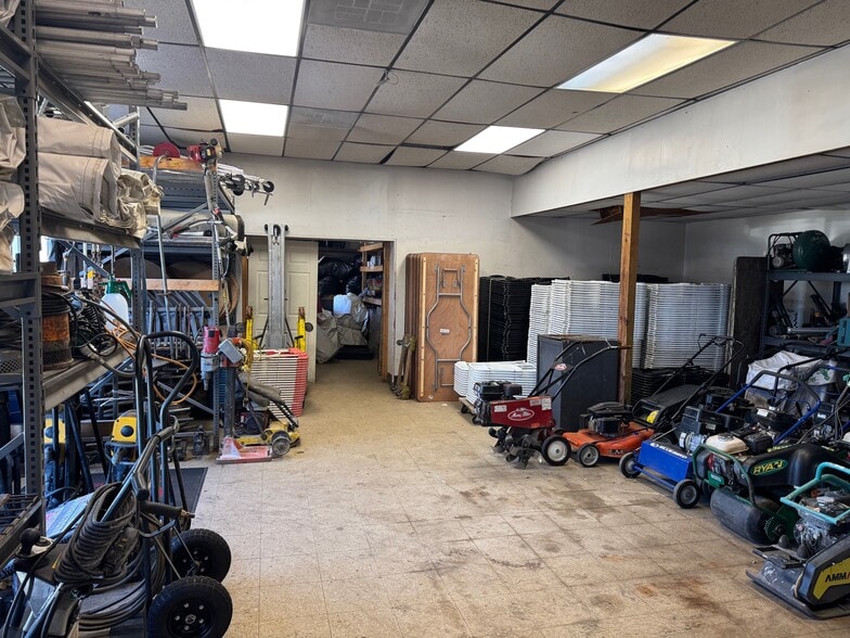 More Photos Of 924 Boston Providence Tpke, Norwood General Retail For Sale