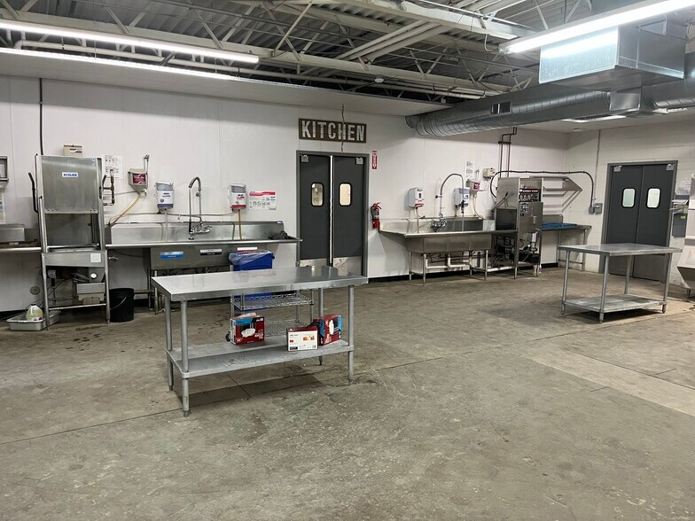 More Photos Of 1355 Judd Ave SW, Grand Rapids Manufacturing For Lease