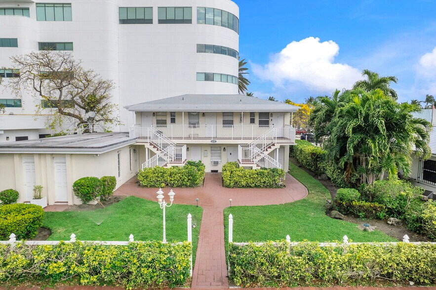 More Photos Of 1200 E Blue Heron Blvd, Riviera Beach Land For Sale