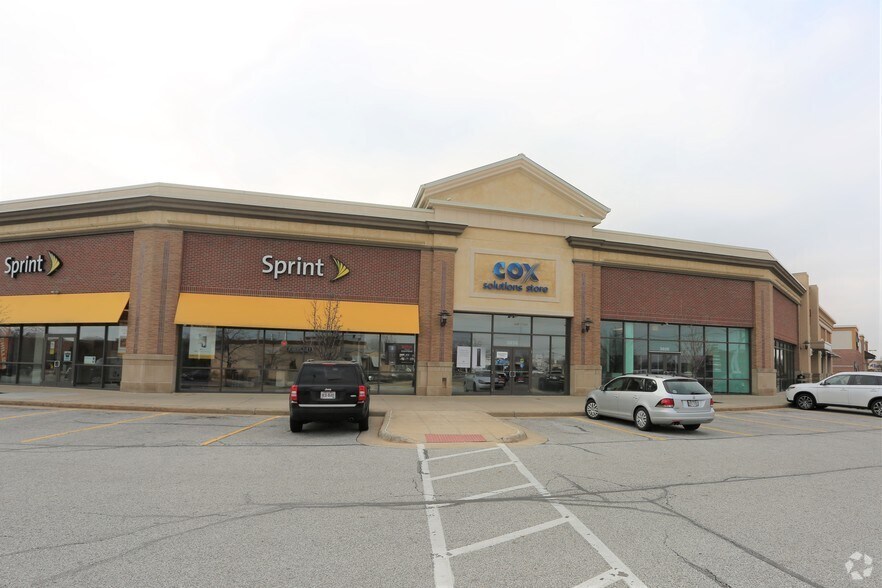 More Photos Of 3211 Westgate Mall, Fairview Park General Retail For Lease