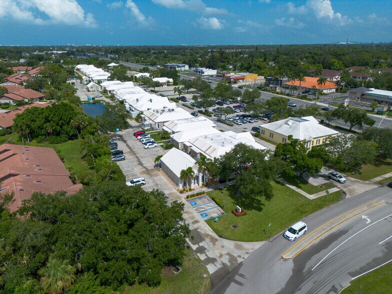 More Photos Of 3900 Clark Rd, Sarasota Medical For Sale