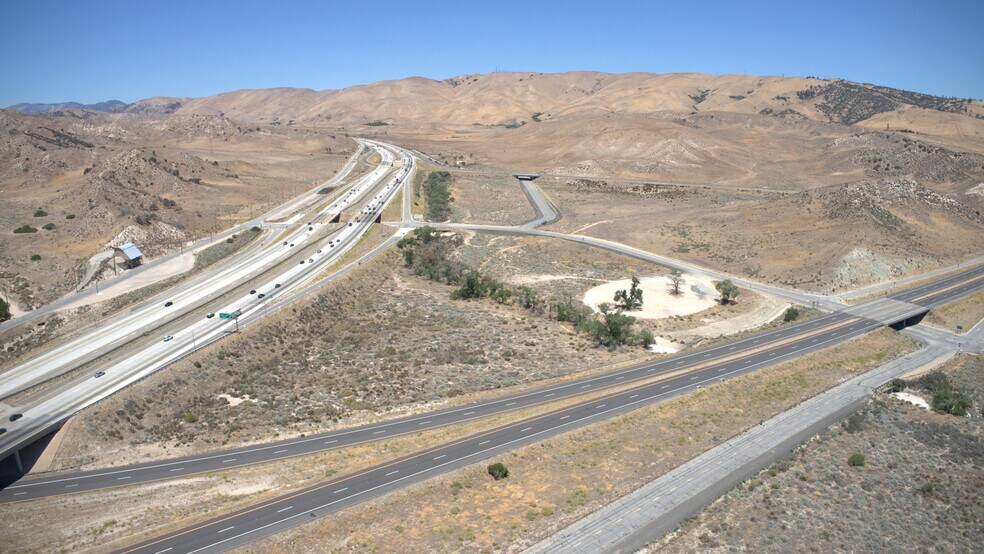 More Photos Of I-5, Gorman Land For Sale