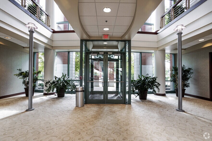 More Photos Of 6400 Sheridan Dr, Buffalo Office For Lease