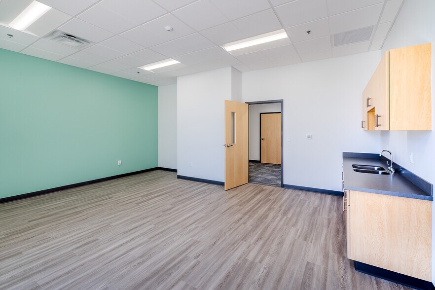 More Photos Of 1325 Truby Dr, Haw River Distribution For Lease