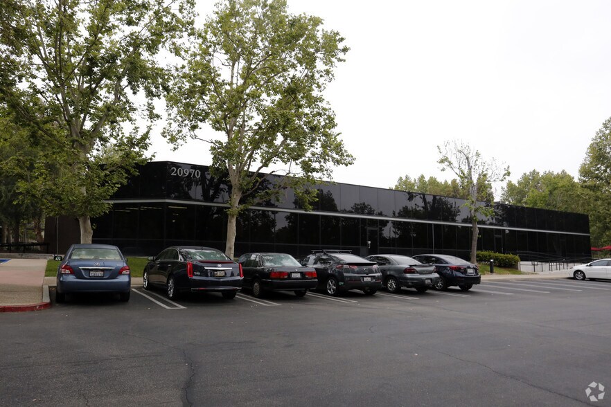 More Photos Of 20970 Warner Center Ln, Woodland Hills Medical For Sale