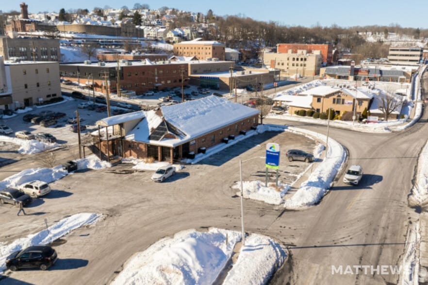 More Photos Of 205 E Laurel Blvd, Pottsville Medical For Sale