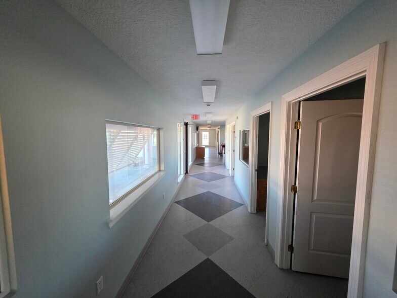 More Photos Of 3708 Highway 27 S, Sulphur Flex For Sale