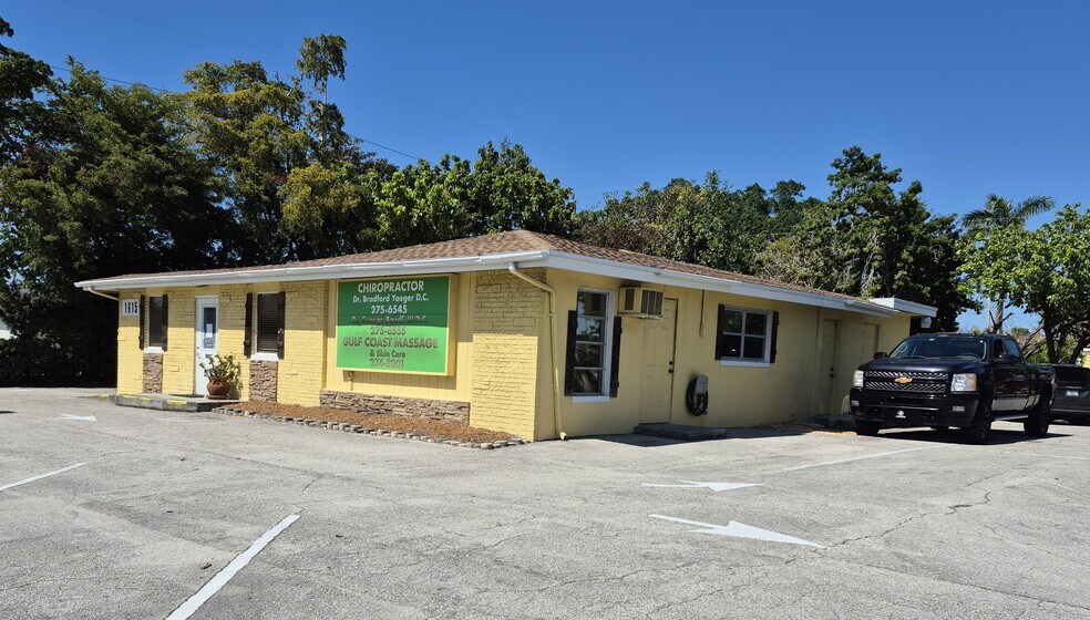 Primary Photo Of 1615 Colonial Blvd, Fort Myers Medical For Sale