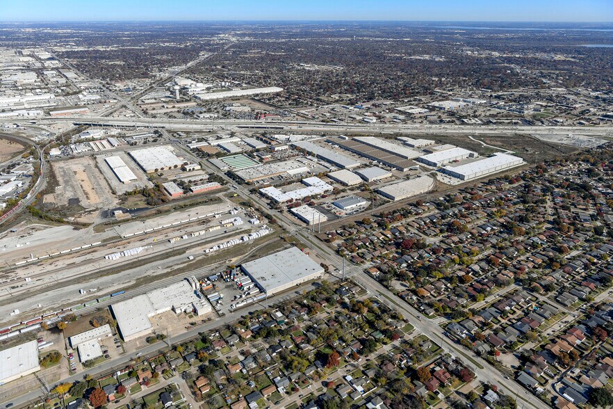 More Photos Of 11839 Shiloh Rd, Dallas Warehouse For Lease