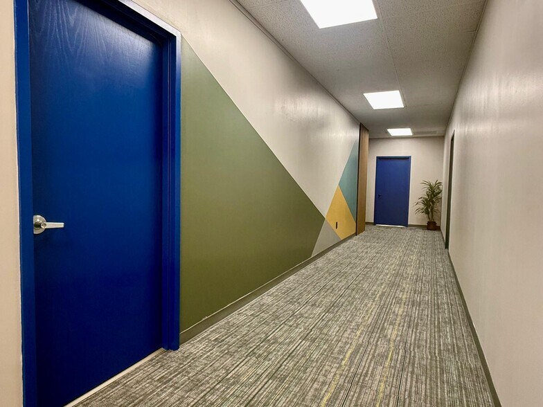 More Photos Of 1420 River Park Dr, Sacramento Office For Sale