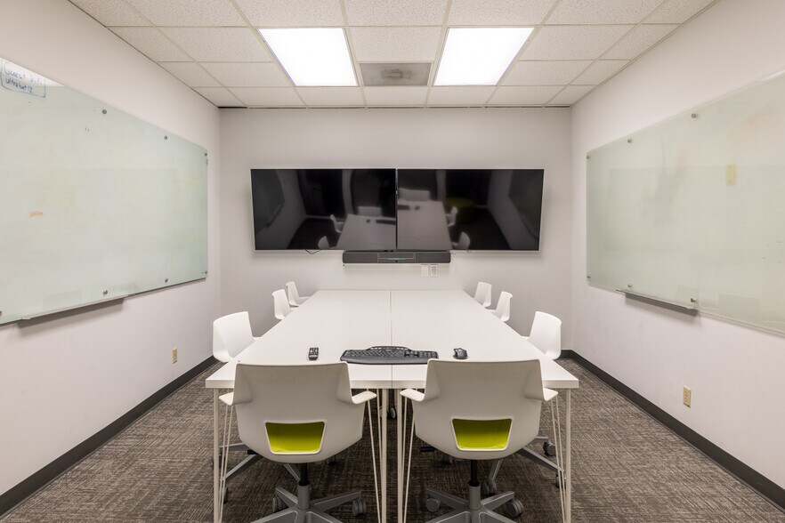 More Photos Of 4215 Southpoint Blvd, Jacksonville Medical For Lease